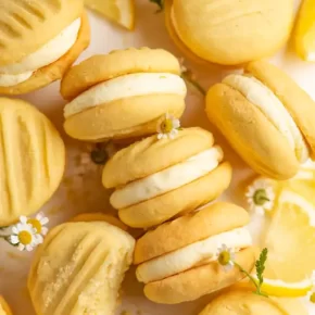 ніжне пісочне печиво з лимонним вершковим кремом-1