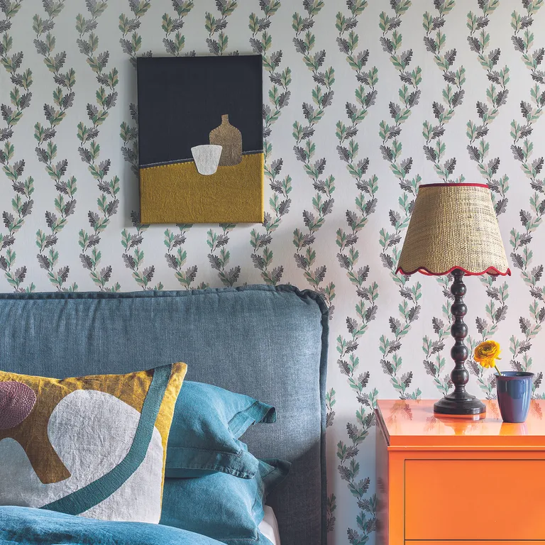 Conoce las tendencias de papel tapiz para decorar tu dormitorio